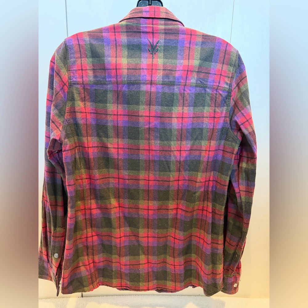 IBEX flannel Button-Up Shirt in Olive Green and Pink - Picture 3 of 7